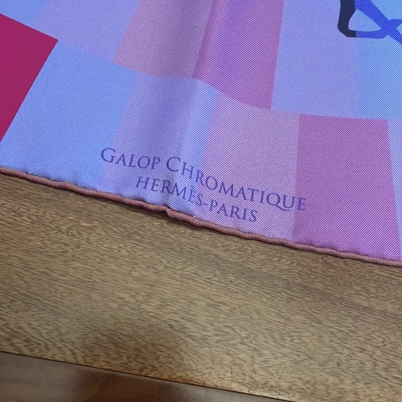 NWT silk Hermes scarf - Picture 2 of 5